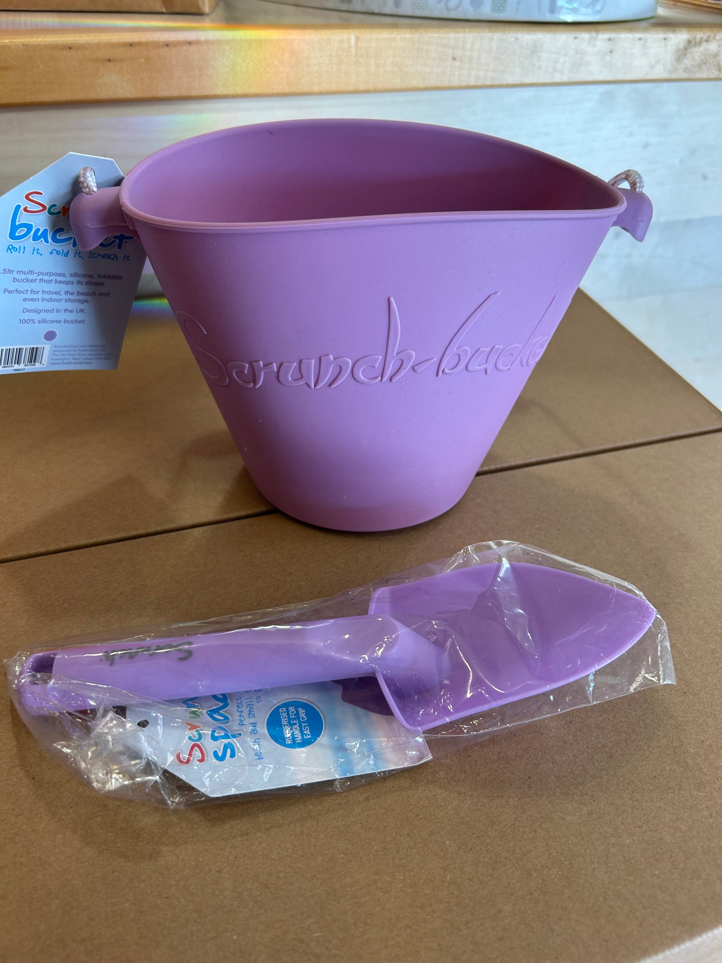 CUBO DE  PLAYA DE SILICONA SCRUNCH